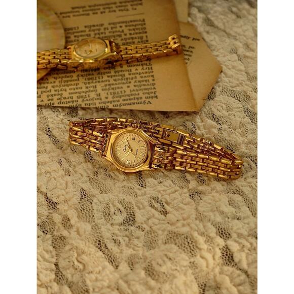Gold French Vintage Style Unique Elegant Women’s Wrist Watch Trendy Cute Gift main image 6